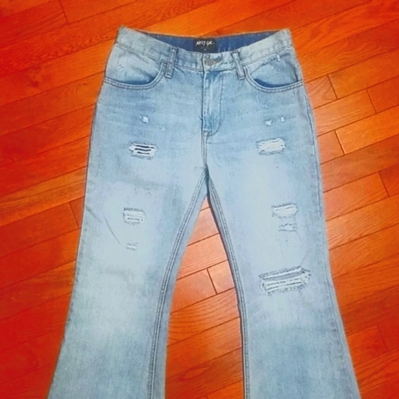 NASTY GAL WIDE LEG RETRO VIBE FLARED DISTRESSED HI-RISE LIGHT WASH JEAN - Picture 3 of 12